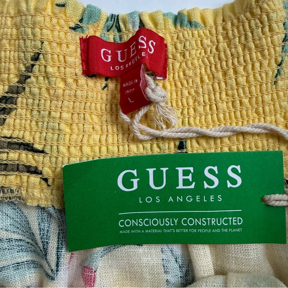 Guess Los Angeles Floral Off Shoulder Crop Top Smocked Yellow Size L NWT - Picture 3 of 3